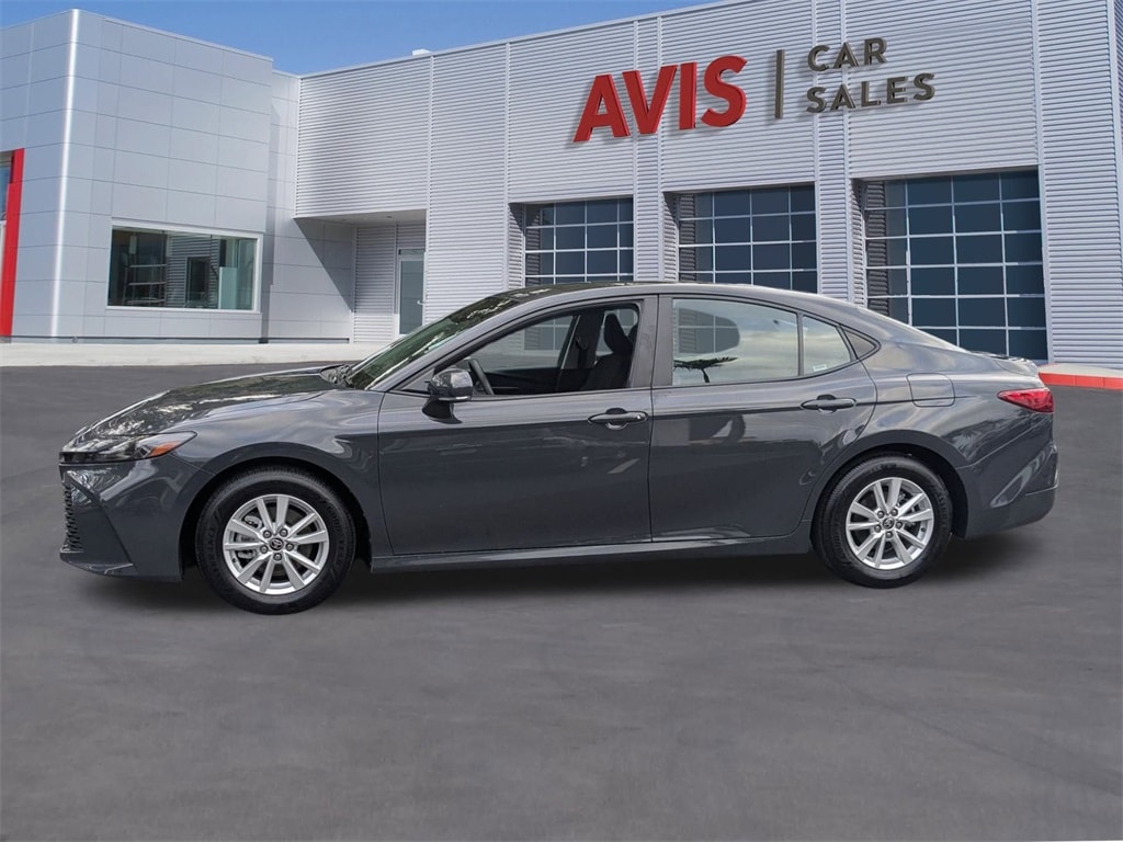 Thumbnail: 2025 Toyota Camry - 11