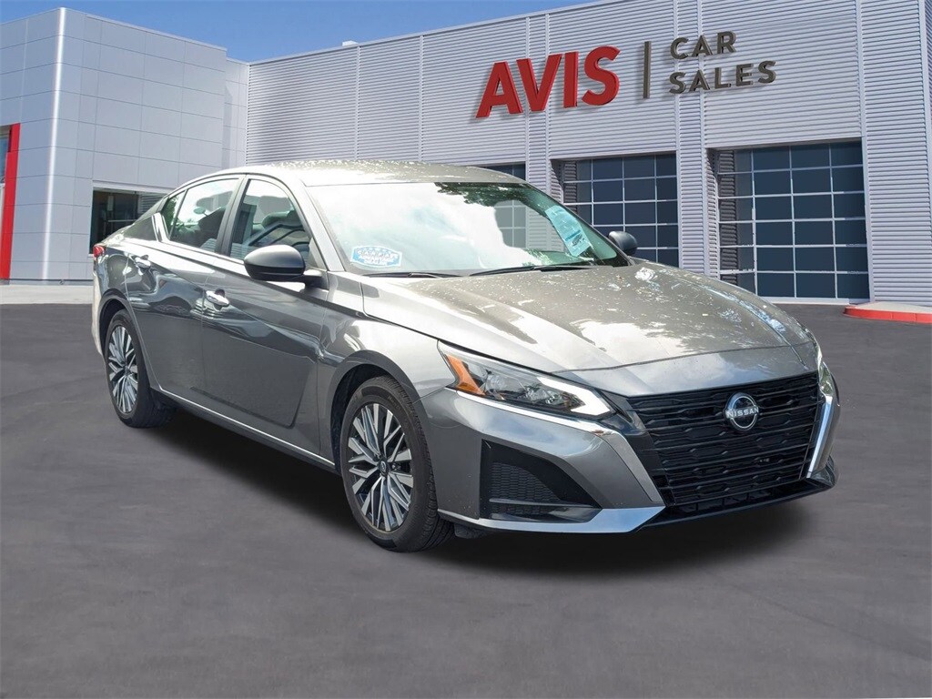 2024 Nissan Altima 2.5 SV photo 3