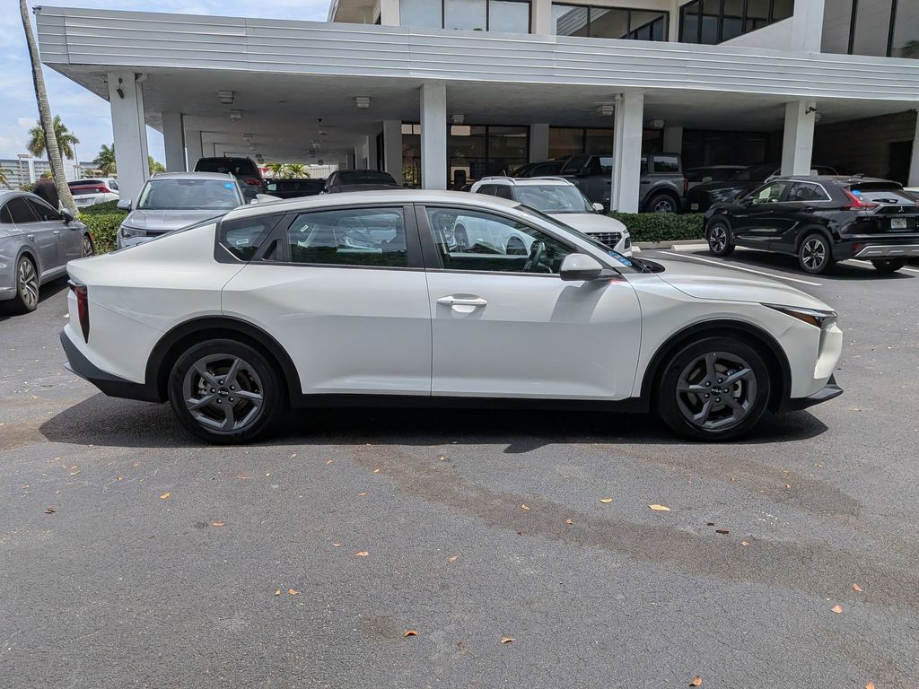 Thumbnail: 2025 Kia K4 - 5