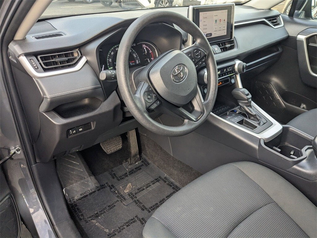 Thumbnail: 2025 Toyota RAV4 - 13