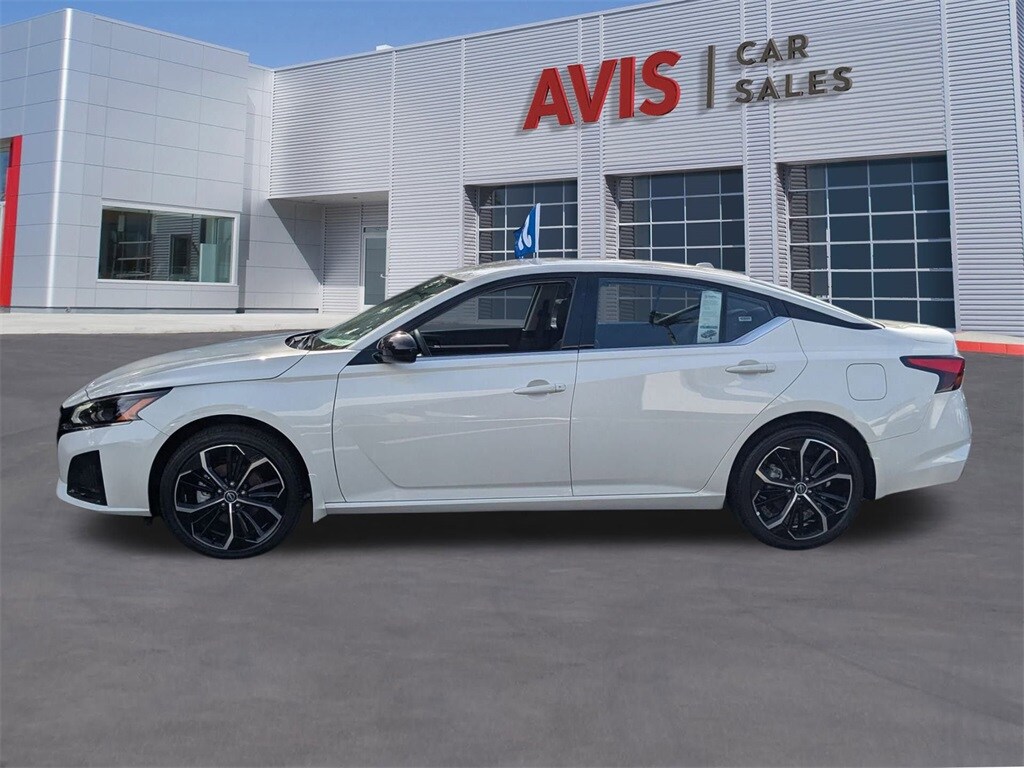 Thumbnail: 2025 Nissan Altima - 11