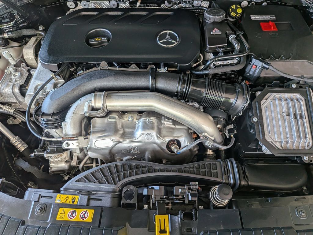 2025 Mercedes-Benz GLA GLA250 - Photo 32