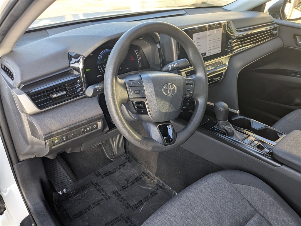 Thumbnail: 2025 Toyota Camry - 13