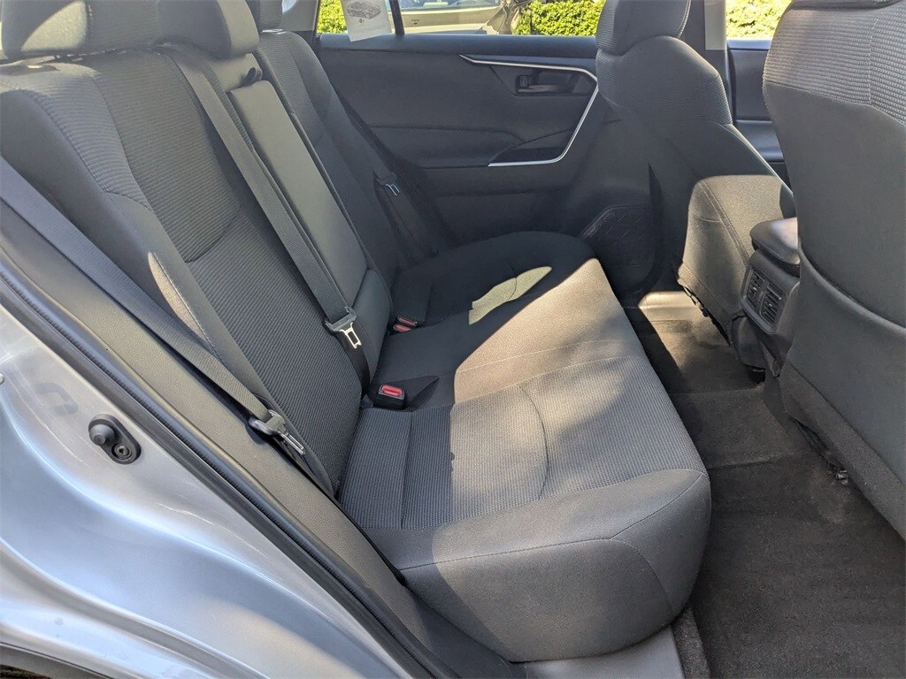 Thumbnail: 2025 Toyota RAV4 - 29