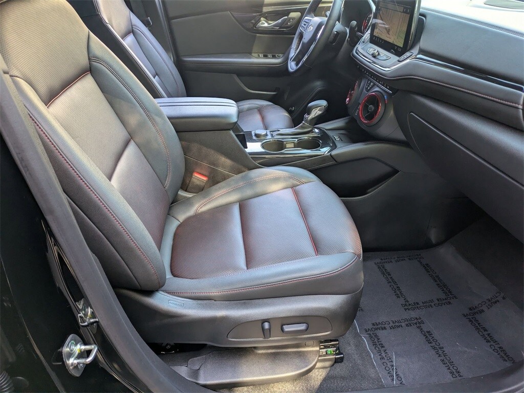 Thumbnail: 2025 Chevrolet Blazer - 31