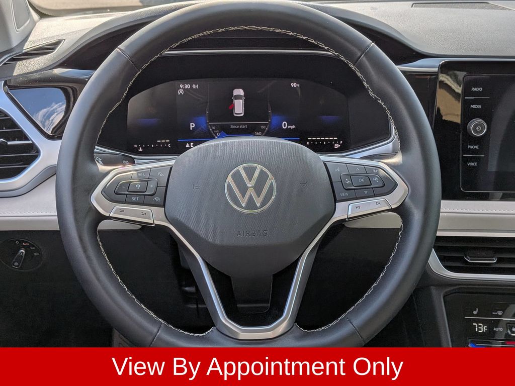 2025 Volkswagen Taos SE - Photo 22