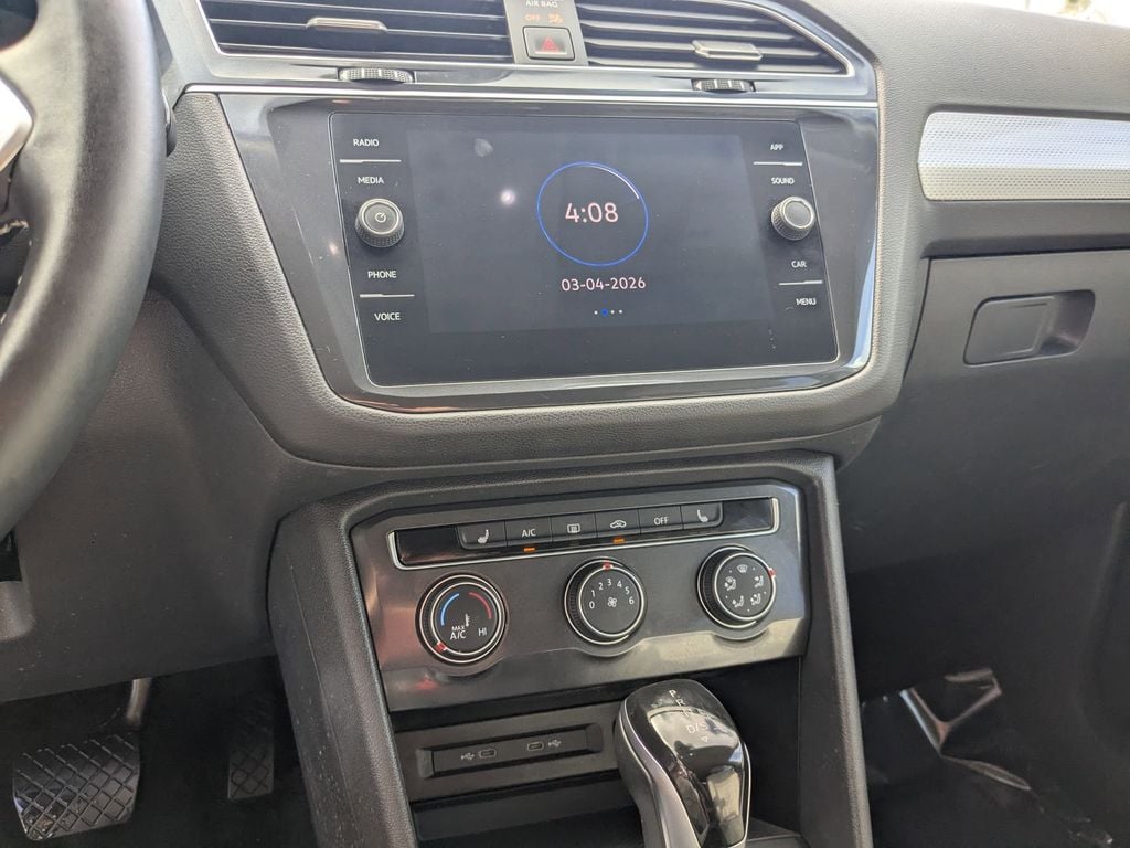 Thumbnail: 2024 Volkswagen Tiguan - 19