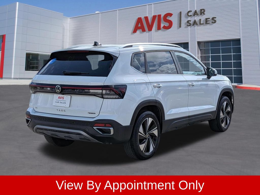 2025 Volkswagen Taos SE - Photo 6
