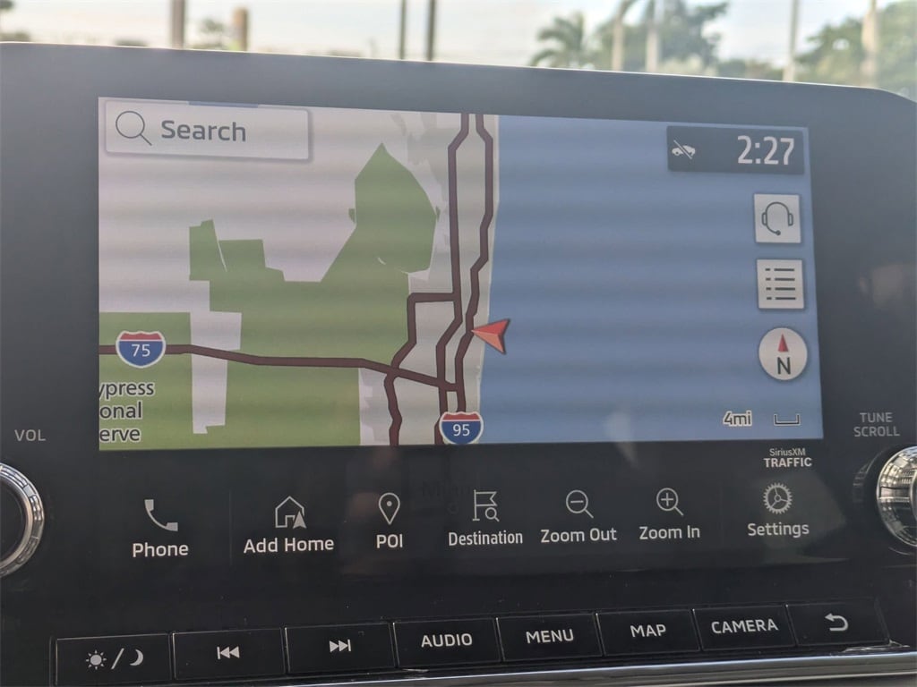 Thumbnail: 2024 Mitsubishi Outlander - 17