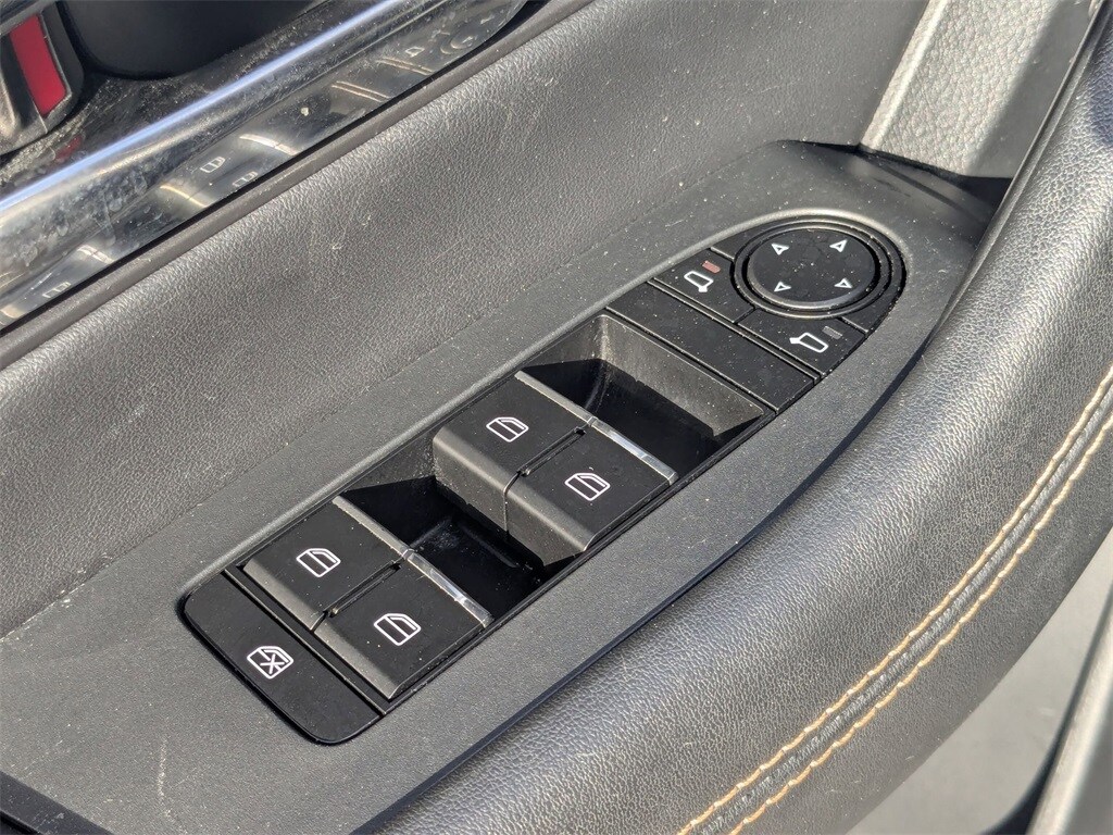 Thumbnail: 2025 Mazda CX-90 - 15