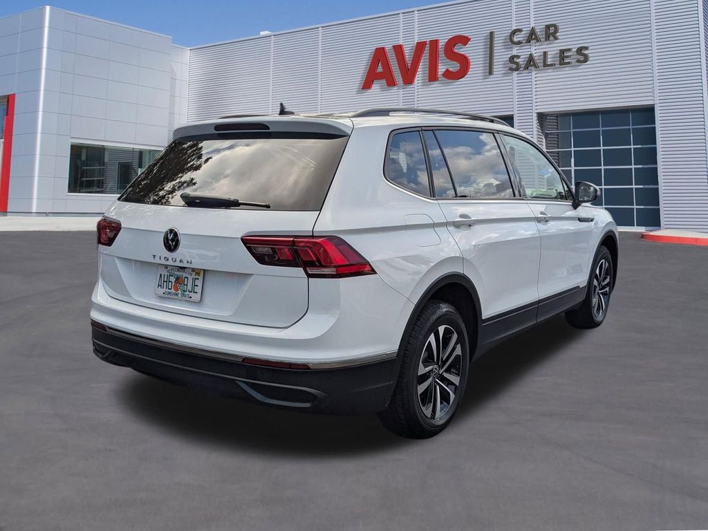 Thumbnail: 2024 Volkswagen Tiguan - 6
