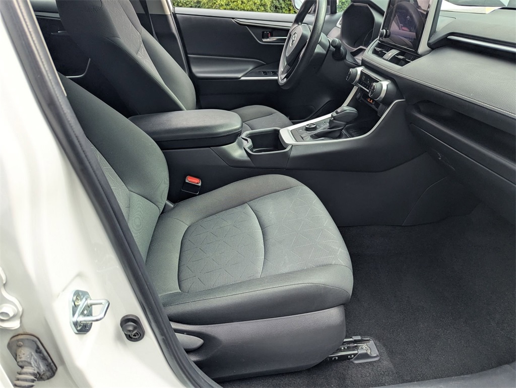 Thumbnail: 2024 Toyota RAV4 - 27