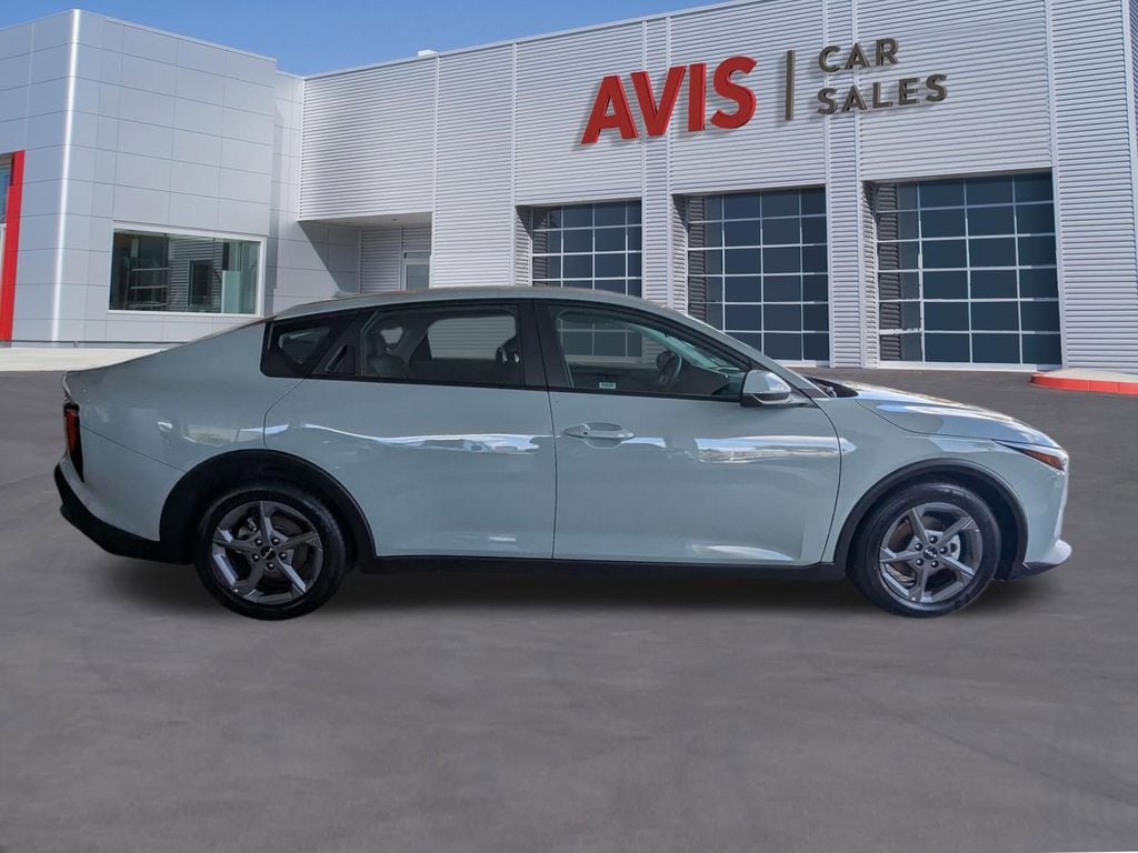 Thumbnail: 2025 Kia K4 - 5