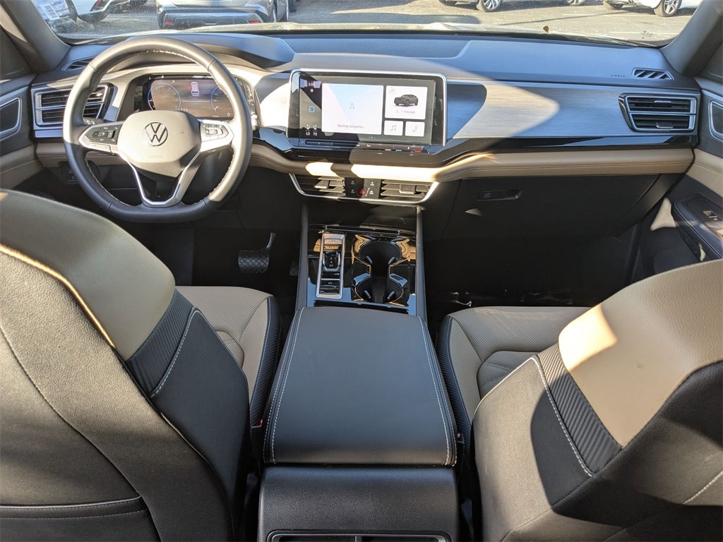 Thumbnail: 2025 Volkswagen Atlas - 28