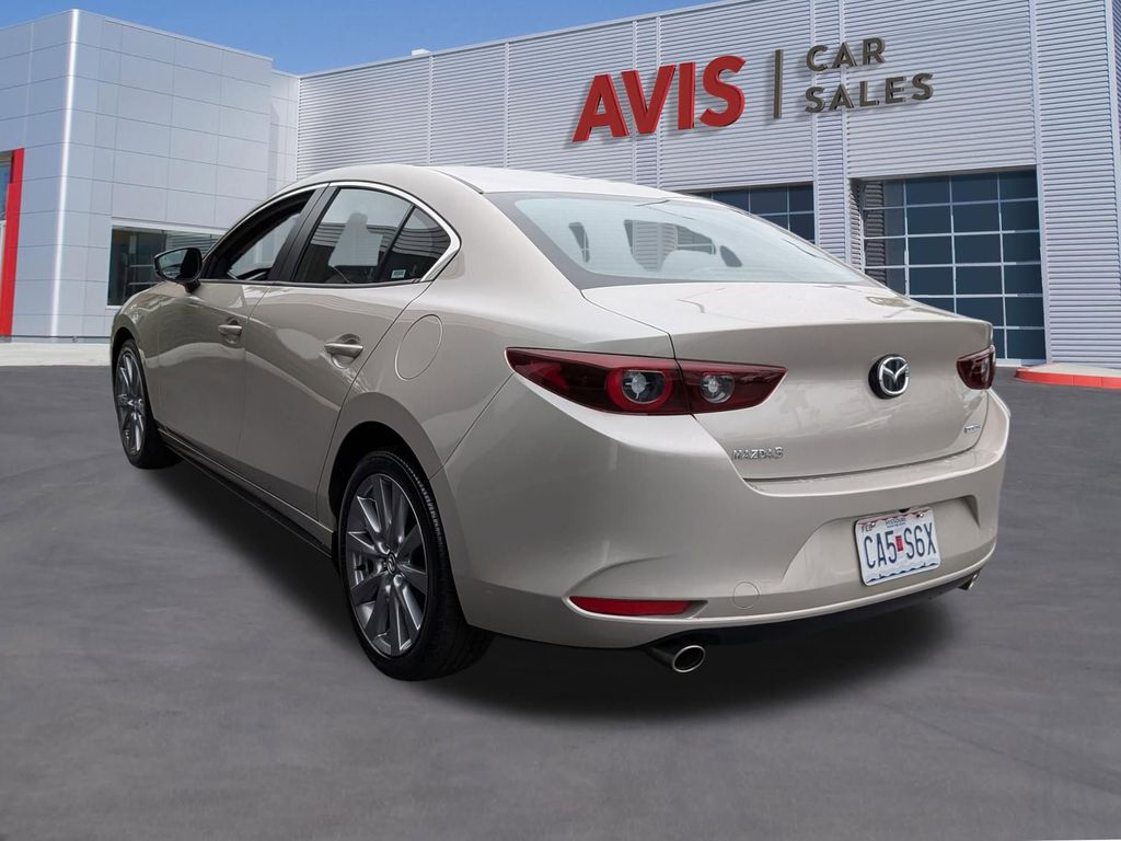 Thumbnail: 2025 Mazda Mazda3 - 10