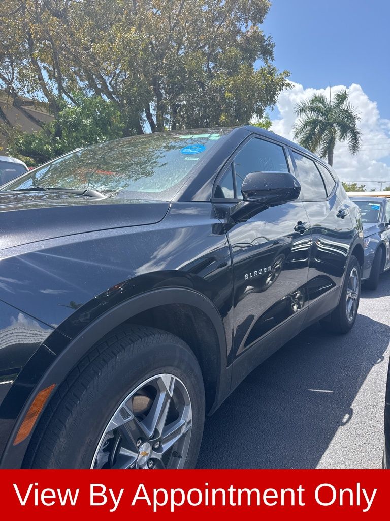 2025 Chevrolet Blazer 2.0T 2LT FWD's photo