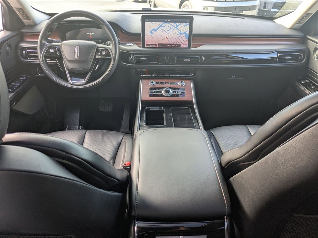 Thumbnail: 2023 Lincoln Aviator - 30
