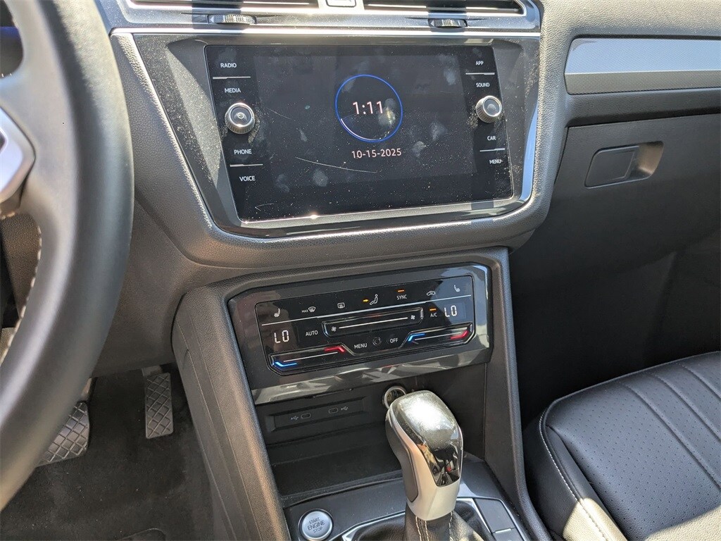 Thumbnail: 2024 Volkswagen Tiguan - 18