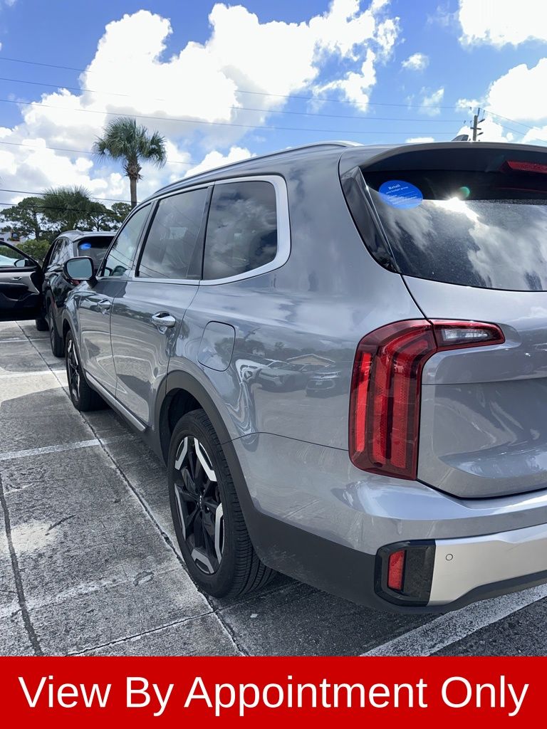 Thumbnail: 2025 Kia Telluride - 8