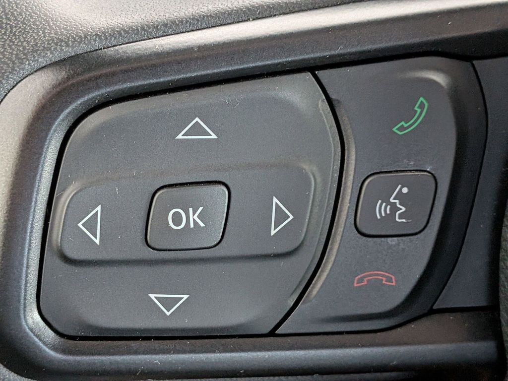 Thumbnail: 2025 Jeep Wrangler - 25