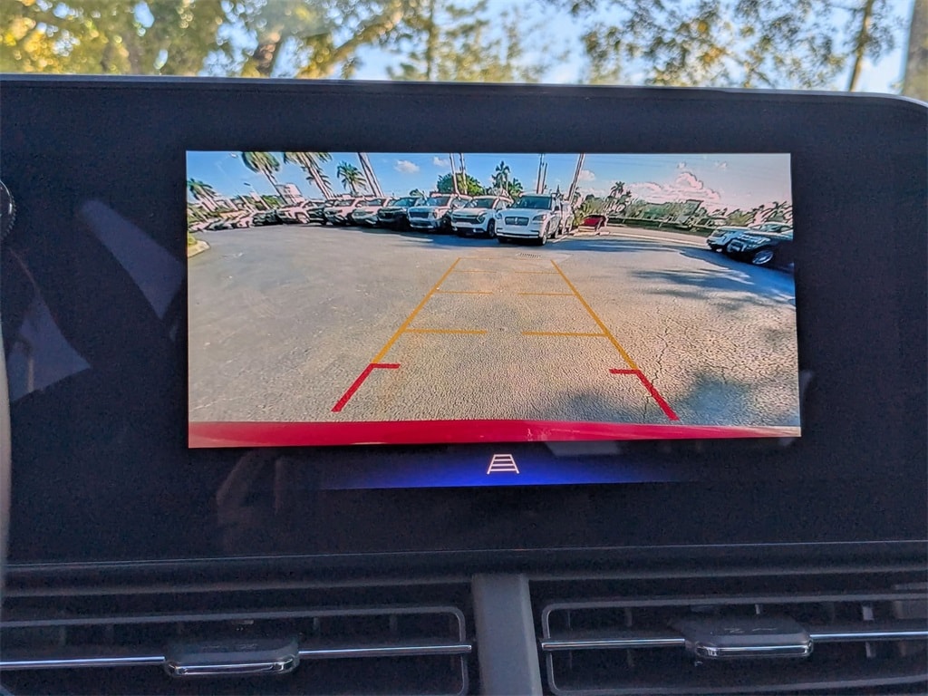 Thumbnail: 2025 Chevrolet Trax - 18