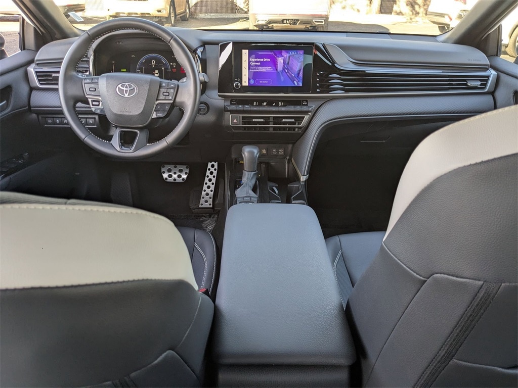 Thumbnail: 2025 Toyota Camry - 28