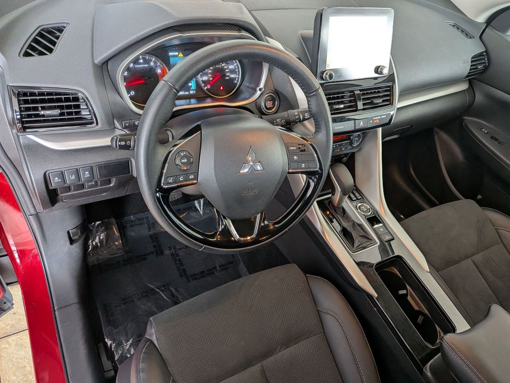 Thumbnail: 2025 Mitsubishi Eclipse Cross - 13