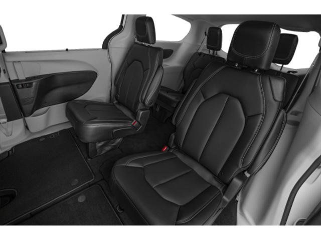 Thumbnail: 2023 Chrysler Pacifica - 16
