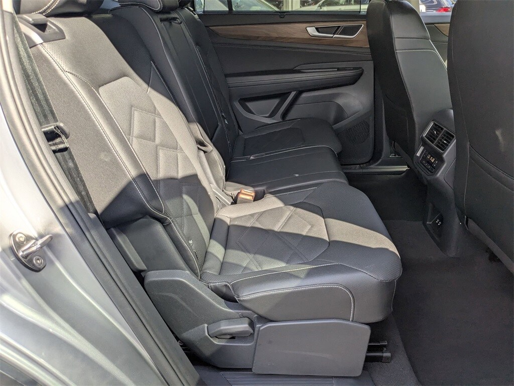 Thumbnail: 2025 Volkswagen Atlas - 29