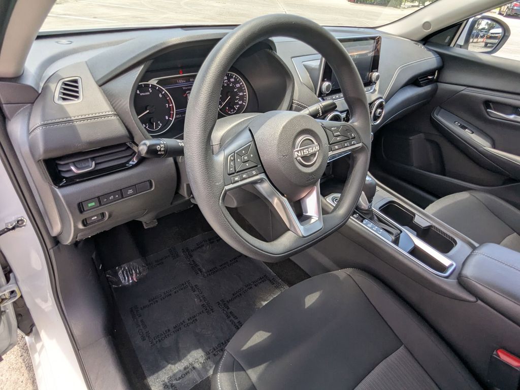 Thumbnail: 2025 Nissan Sentra - 14