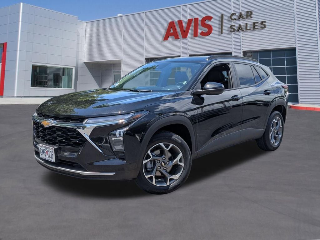 2025 Chevrolet Trax LT's photo