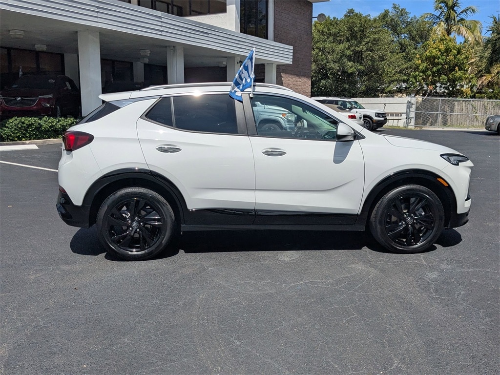Thumbnail: 2024 Buick Encore GX - 4