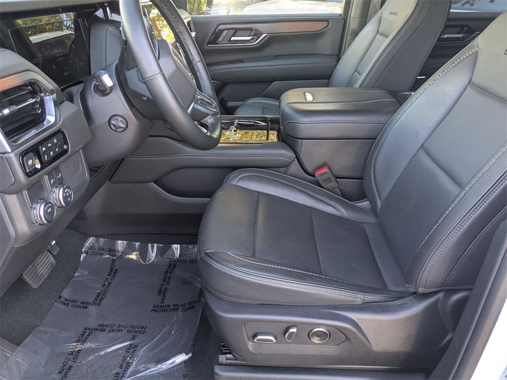 Thumbnail: 2025 GMC Yukon - 21