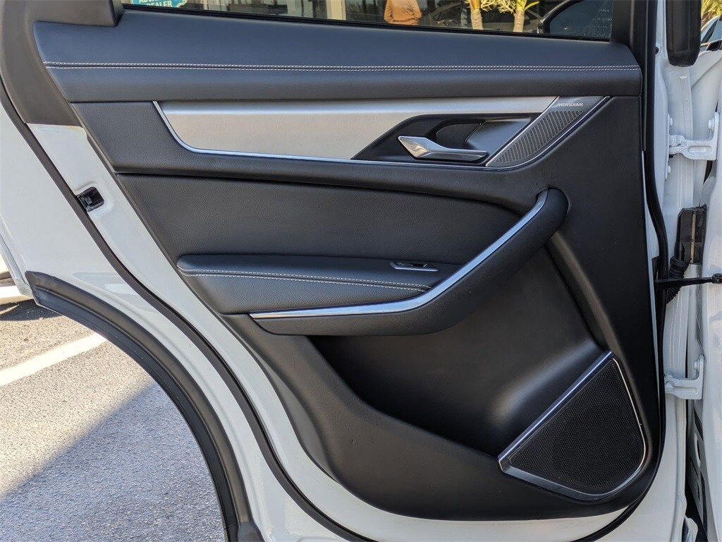 Thumbnail: 2024 Jaguar F-Pace - 22