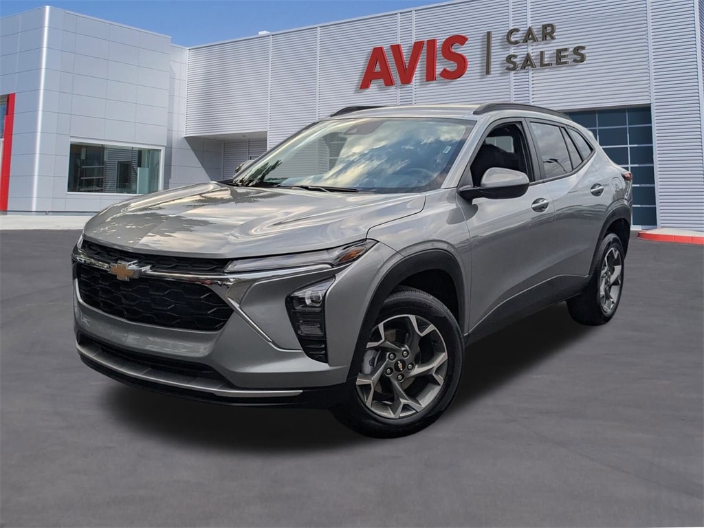 Thumbnail: 2025 Chevrolet Trax - 1