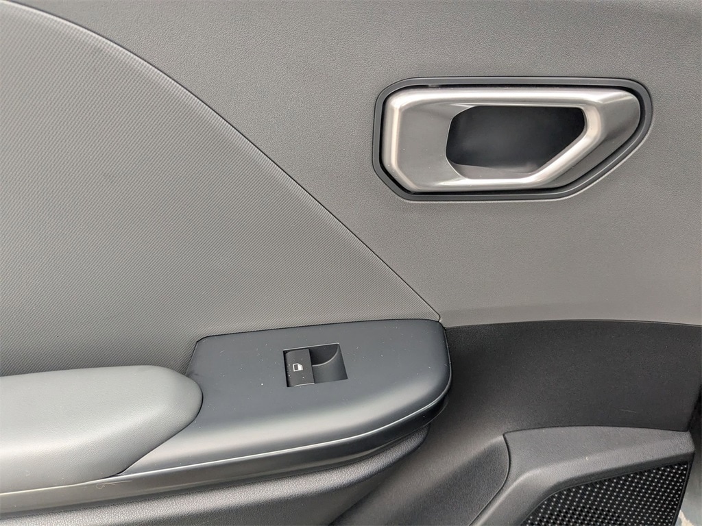 Thumbnail: 2025 Kia K4 - 23