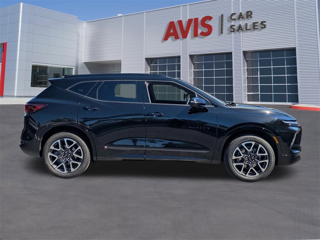 Thumbnail: 2025 Chevrolet Blazer - 5