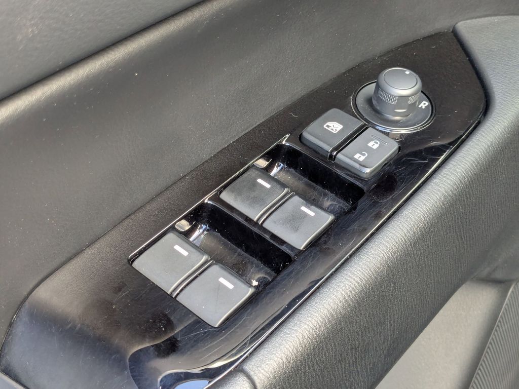 Thumbnail: 2025 Mazda CX-5 - 15