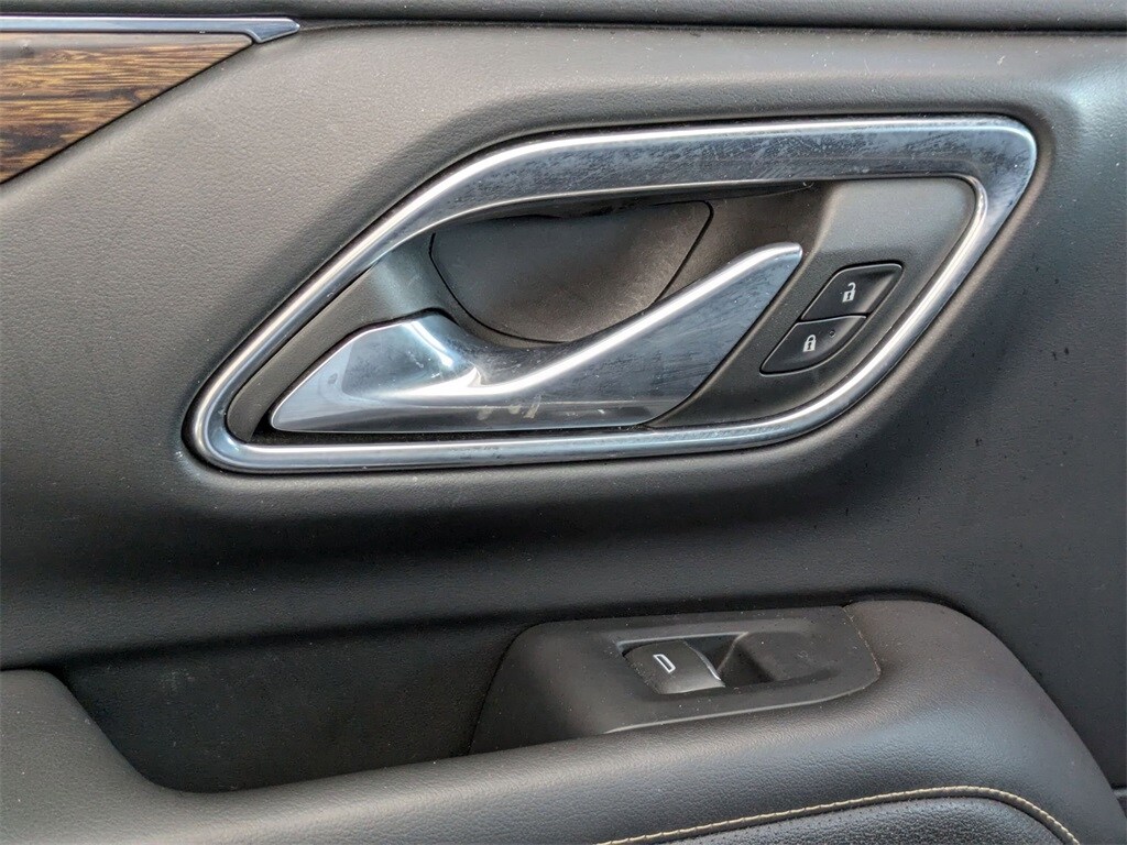 Thumbnail: 2023 Chevrolet Suburban - 26