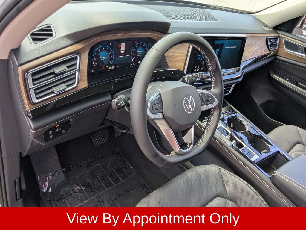 Thumbnail: 2025 Volkswagen Atlas - 15