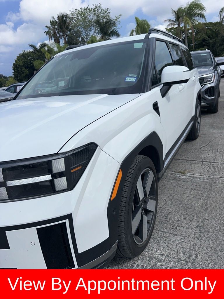 2025 Hyundai Santa Fe's photo