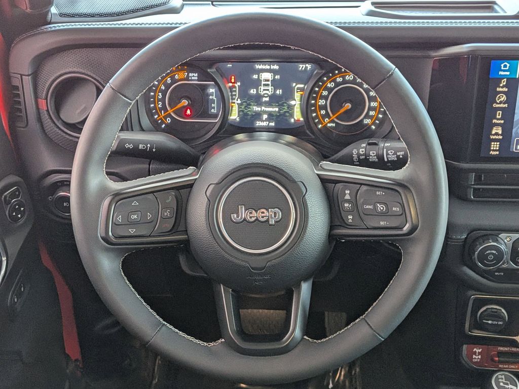 Thumbnail: 2025 Jeep Wrangler - 24