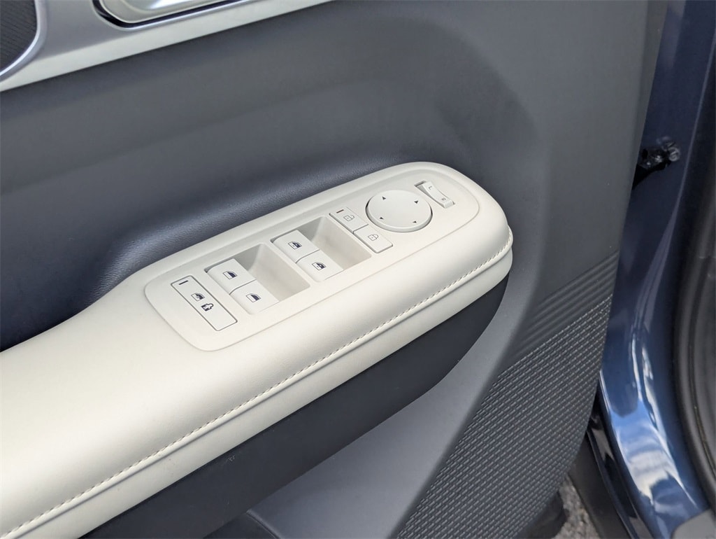 Thumbnail: 2025 Hyundai Santa Fe - 14