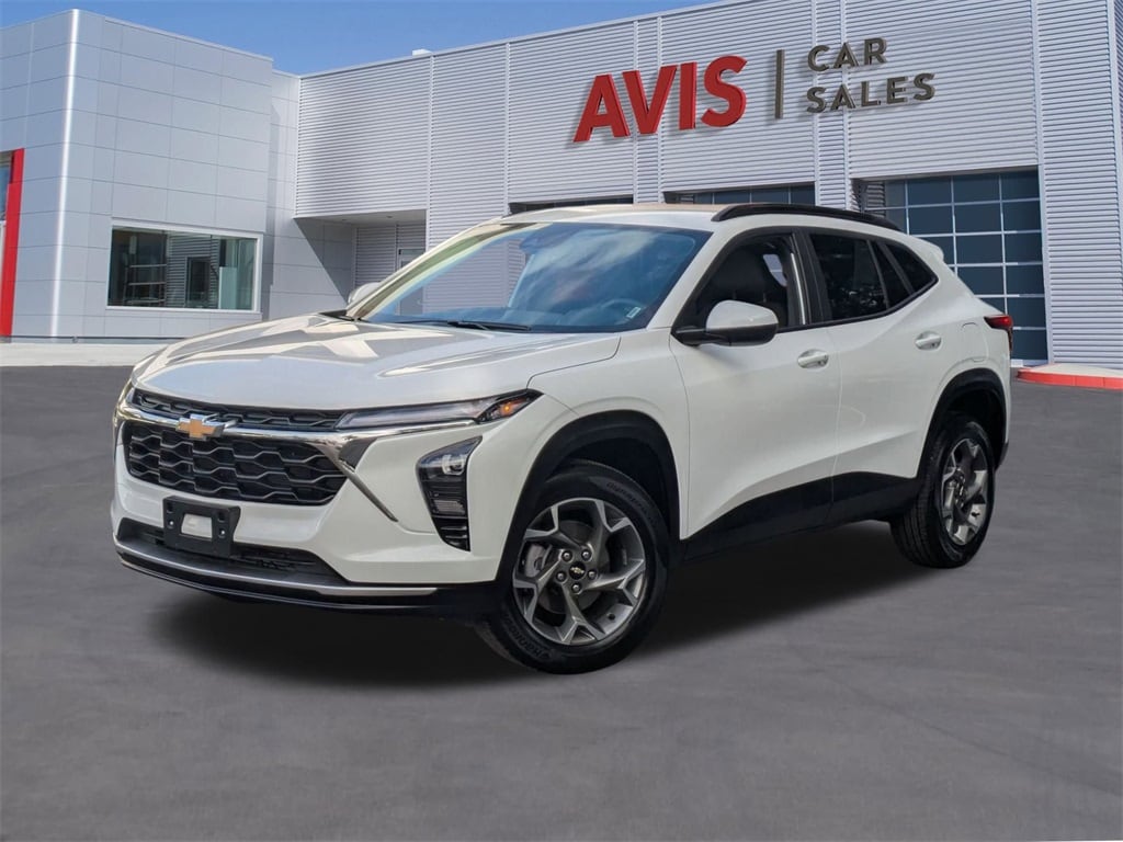 Thumbnail: 2025 Chevrolet Trax - 1