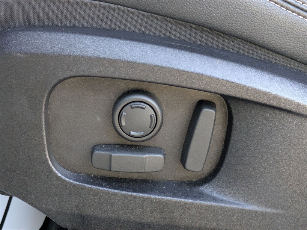 Thumbnail: 2024 Jaguar F-Pace - 7