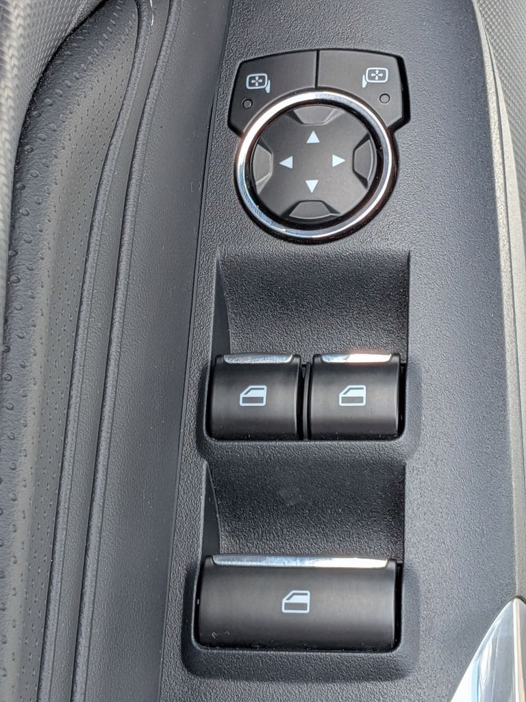 Thumbnail: 2025 Ford Mustang - 15