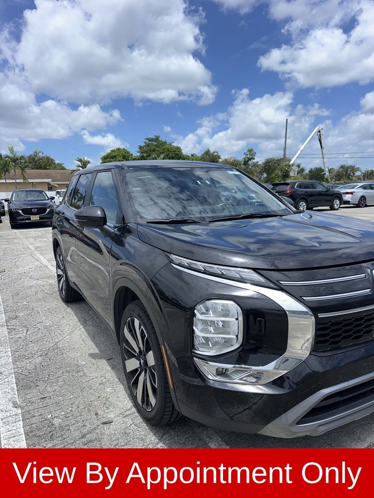 Thumbnail: 2025 Mitsubishi Outlander - 7