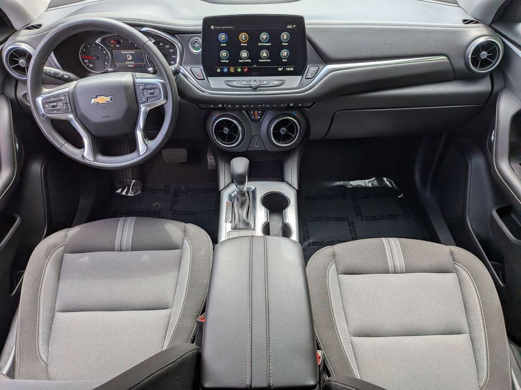 Thumbnail: 2025 Chevrolet Blazer - 29