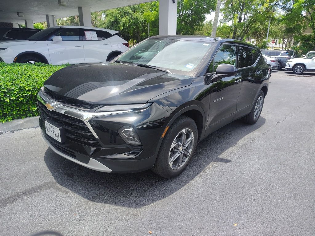 2025 Chevrolet Blazer 2.0T 2LT AWD's photo