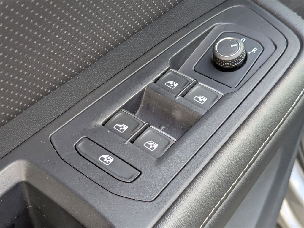 Thumbnail: 2025 Volkswagen Atlas - 15